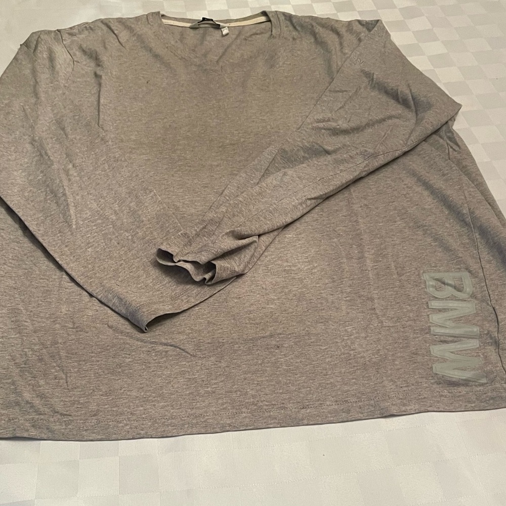 BMW Heather Gray Tee long sleeve v neck wth BMW gift bag